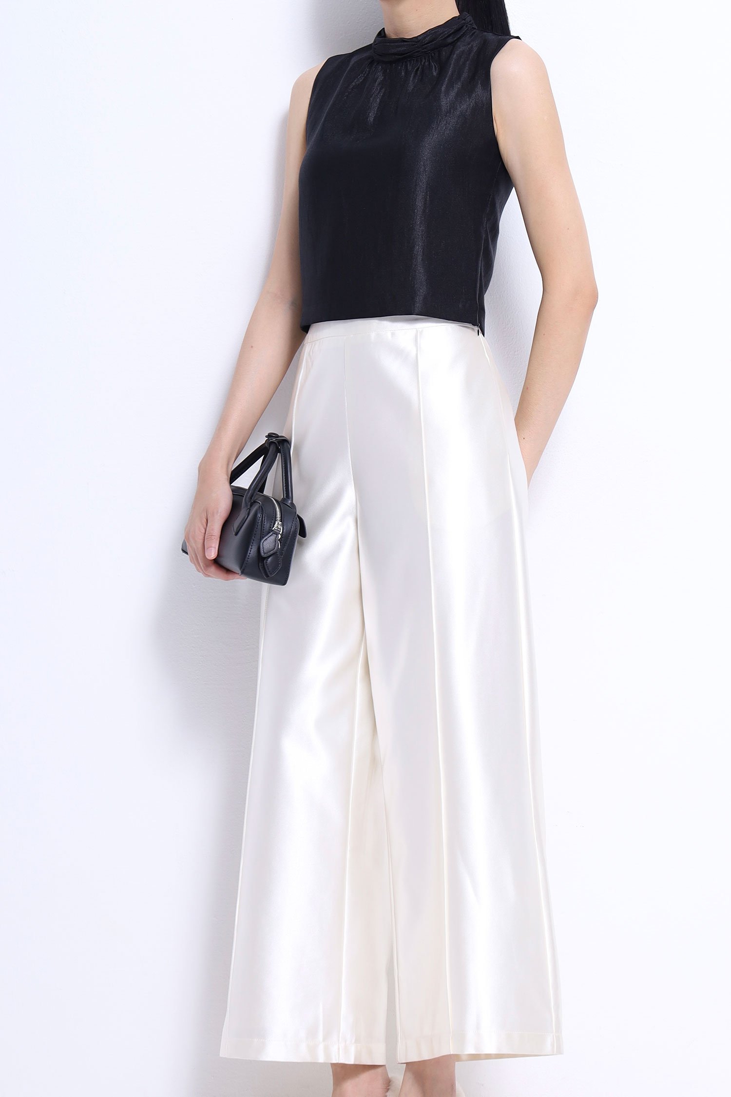 Wide-Leg Tailored Trousers - Image 5