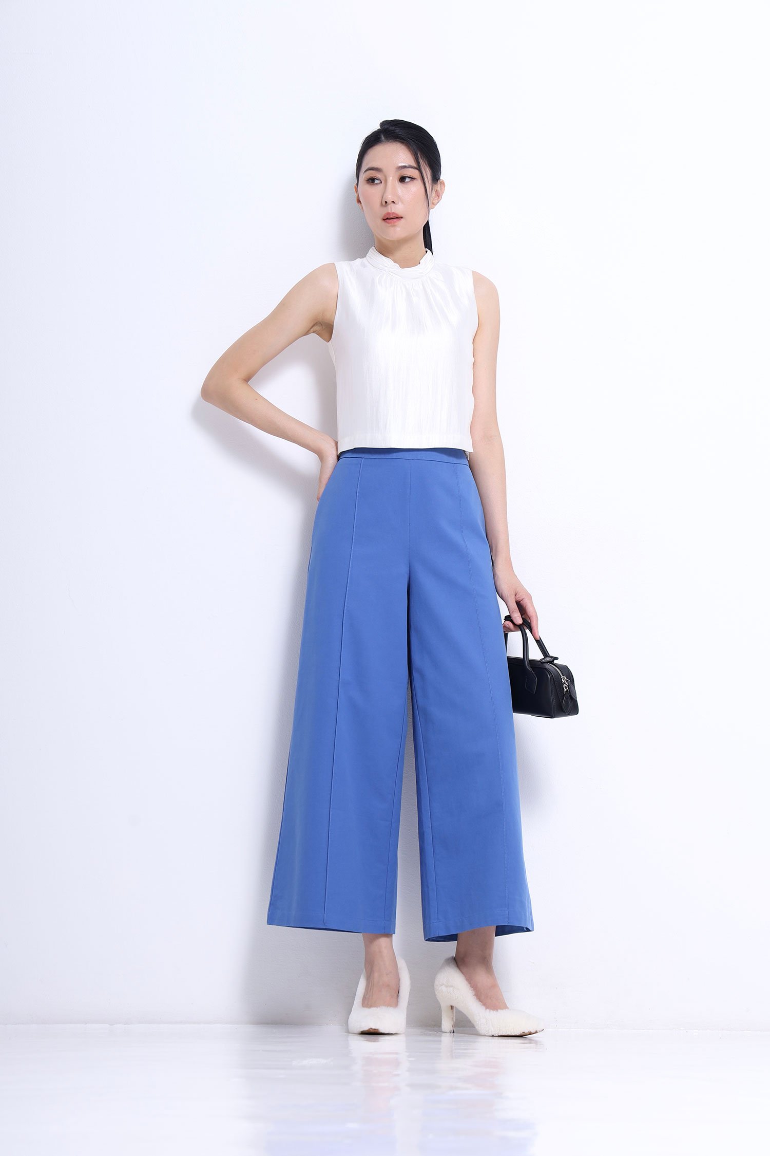 Wide-Leg Tailored Trousers - Image 7