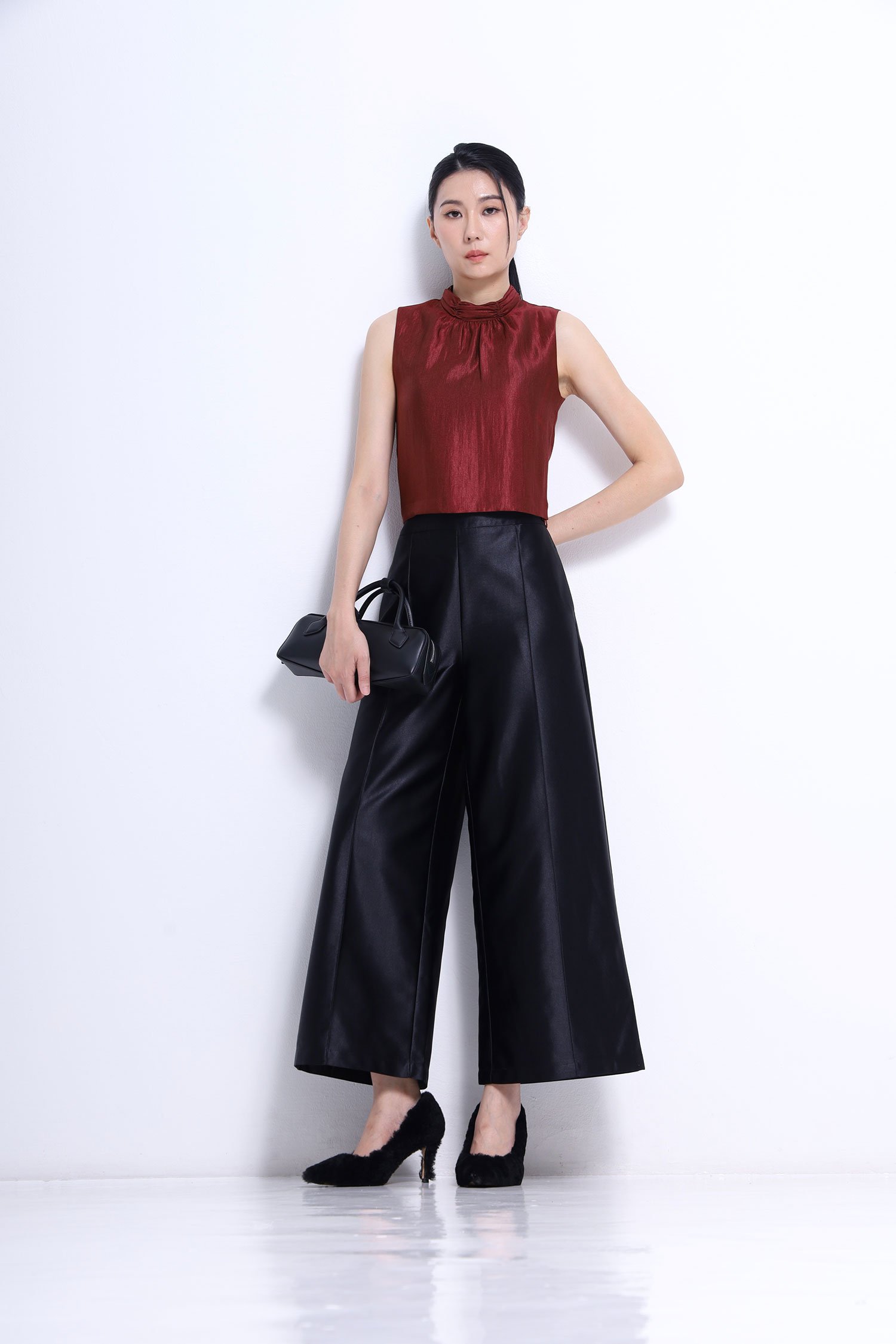 Wide-Leg Tailored Trousers - Image 11