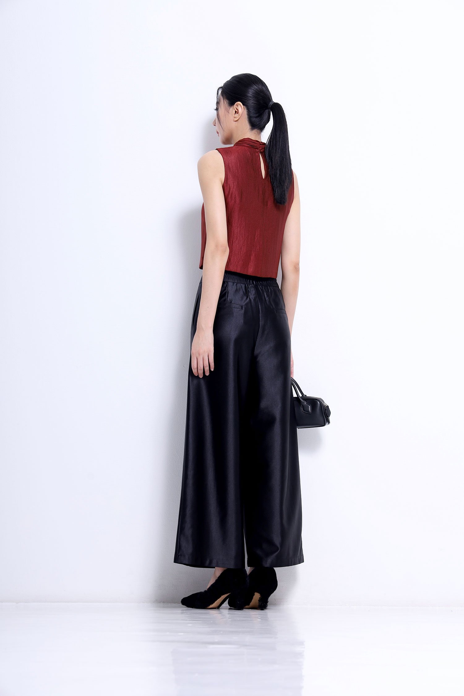 Wide-Leg Tailored Trousers - Image 14