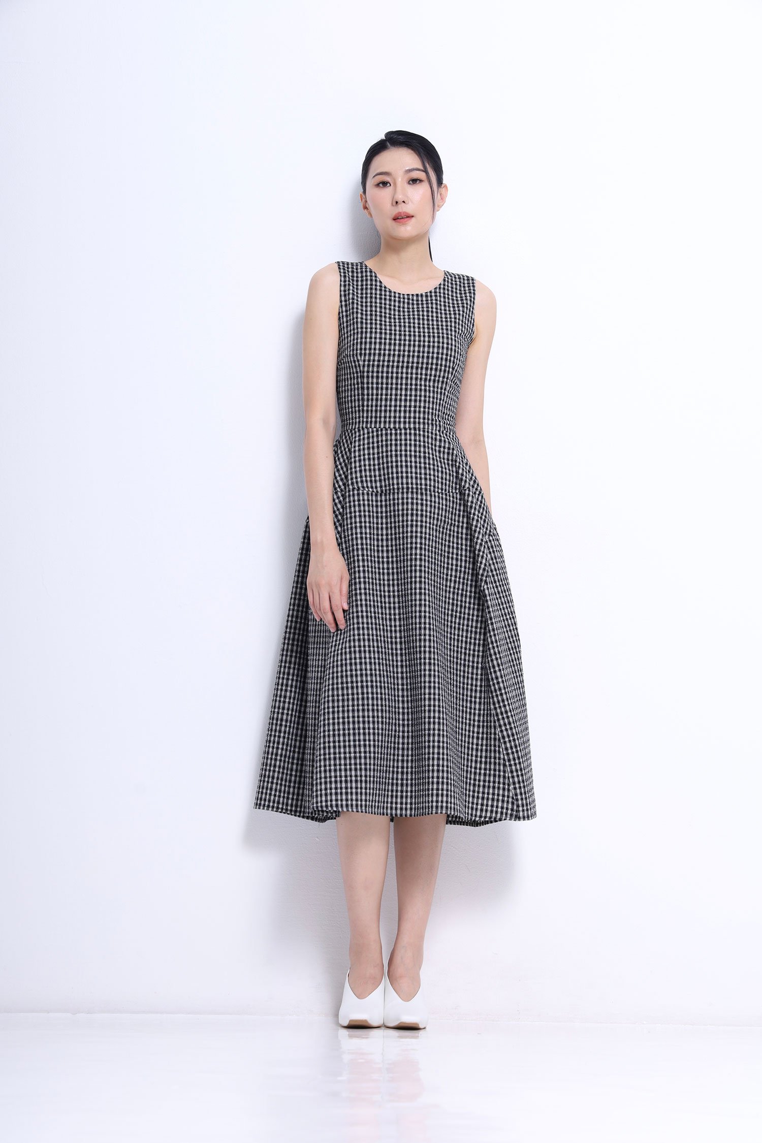 Sleeveless Fit-and-Flare Midi Dress - Image 13