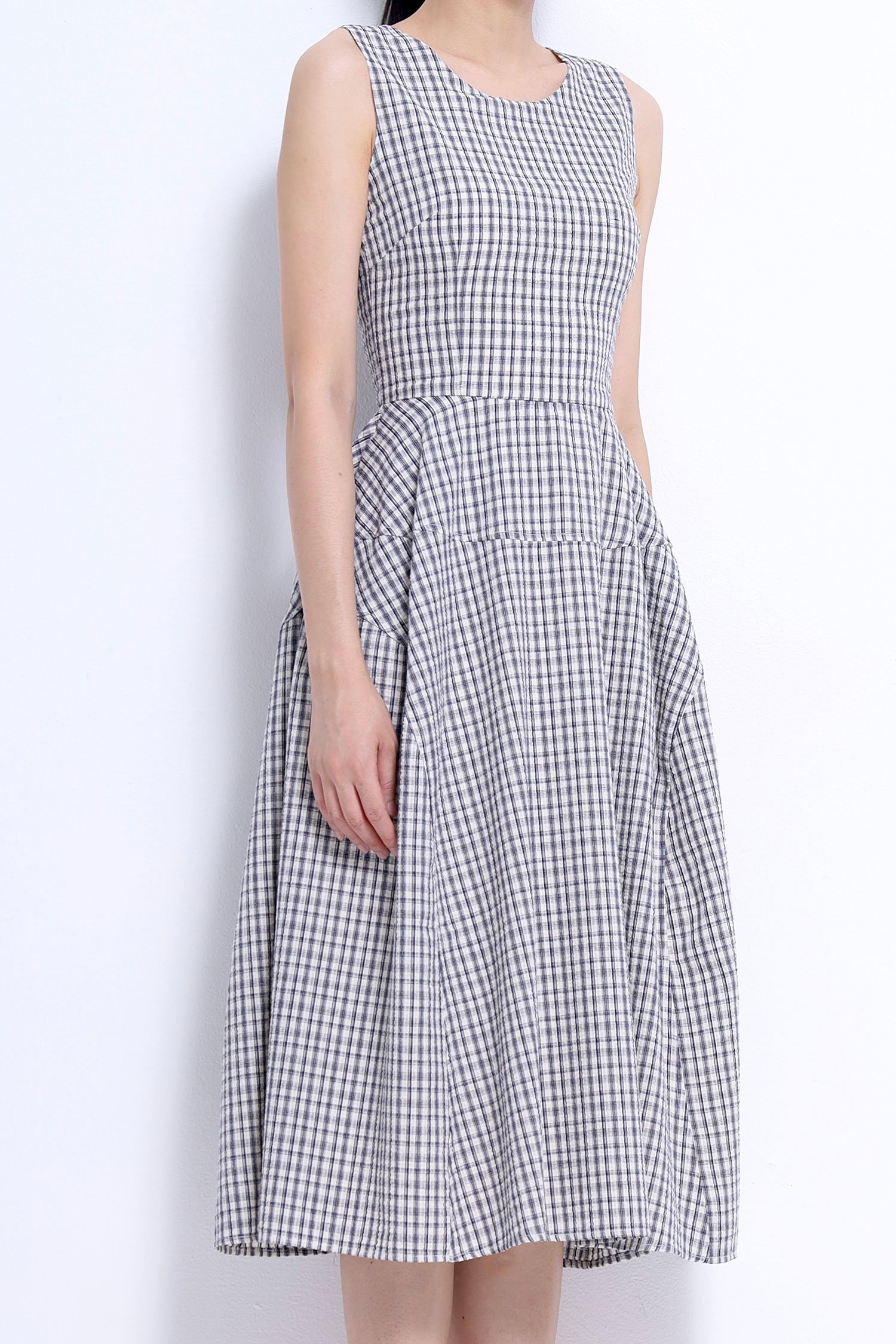 Sleeveless Fit-and-Flare Midi Dress - Image 10