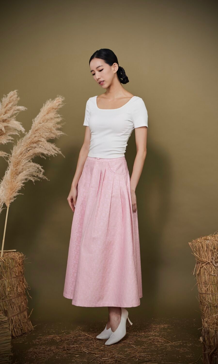 Scoop Neck Fitted Top