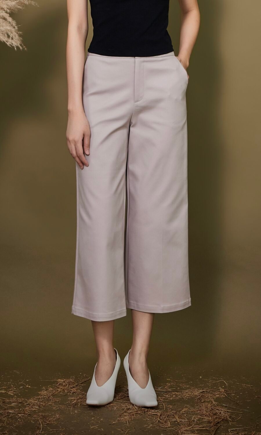 WIDE-LEG TROUSERS