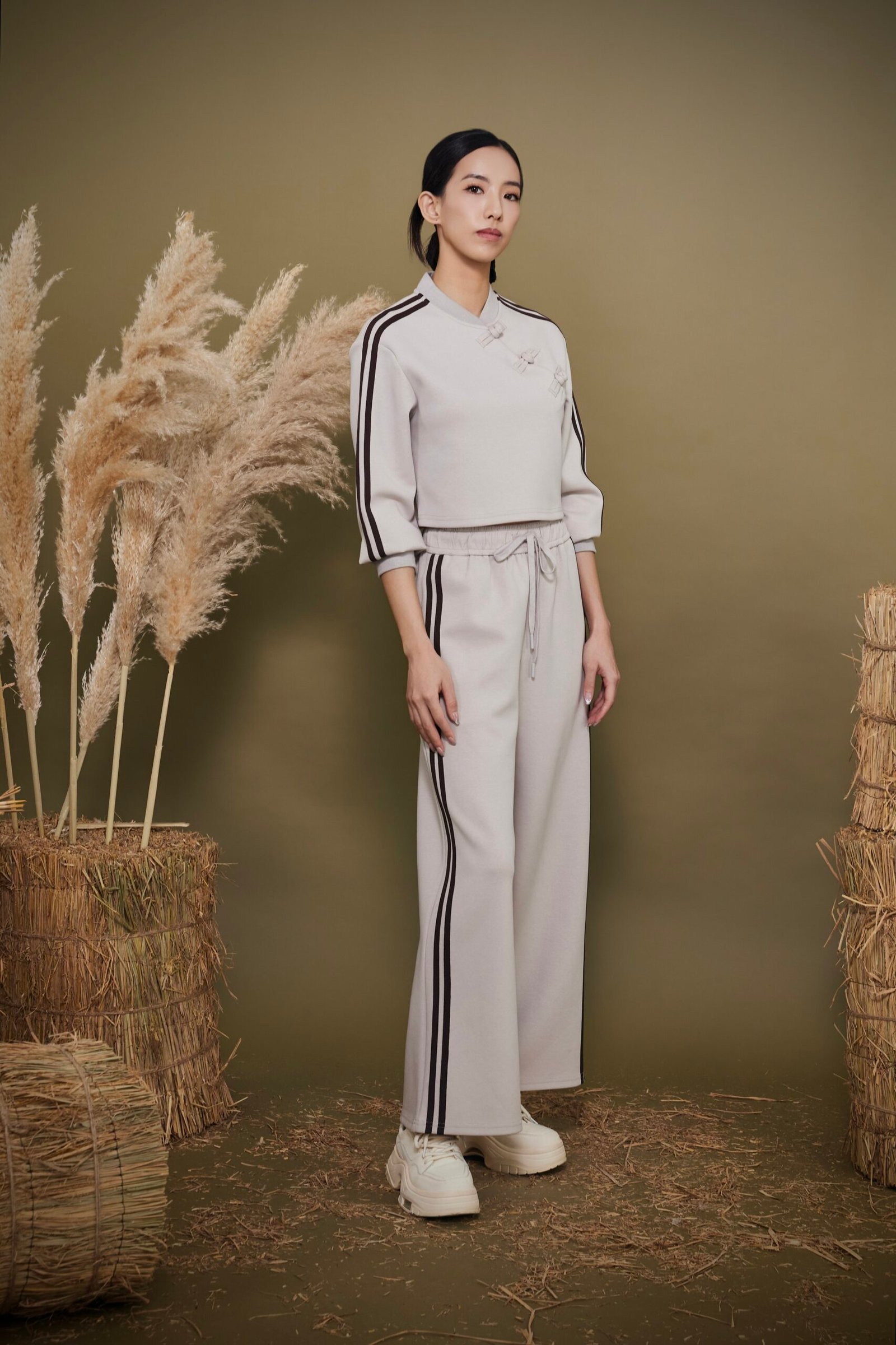Cropped Mandarin Collar Top - Image 11