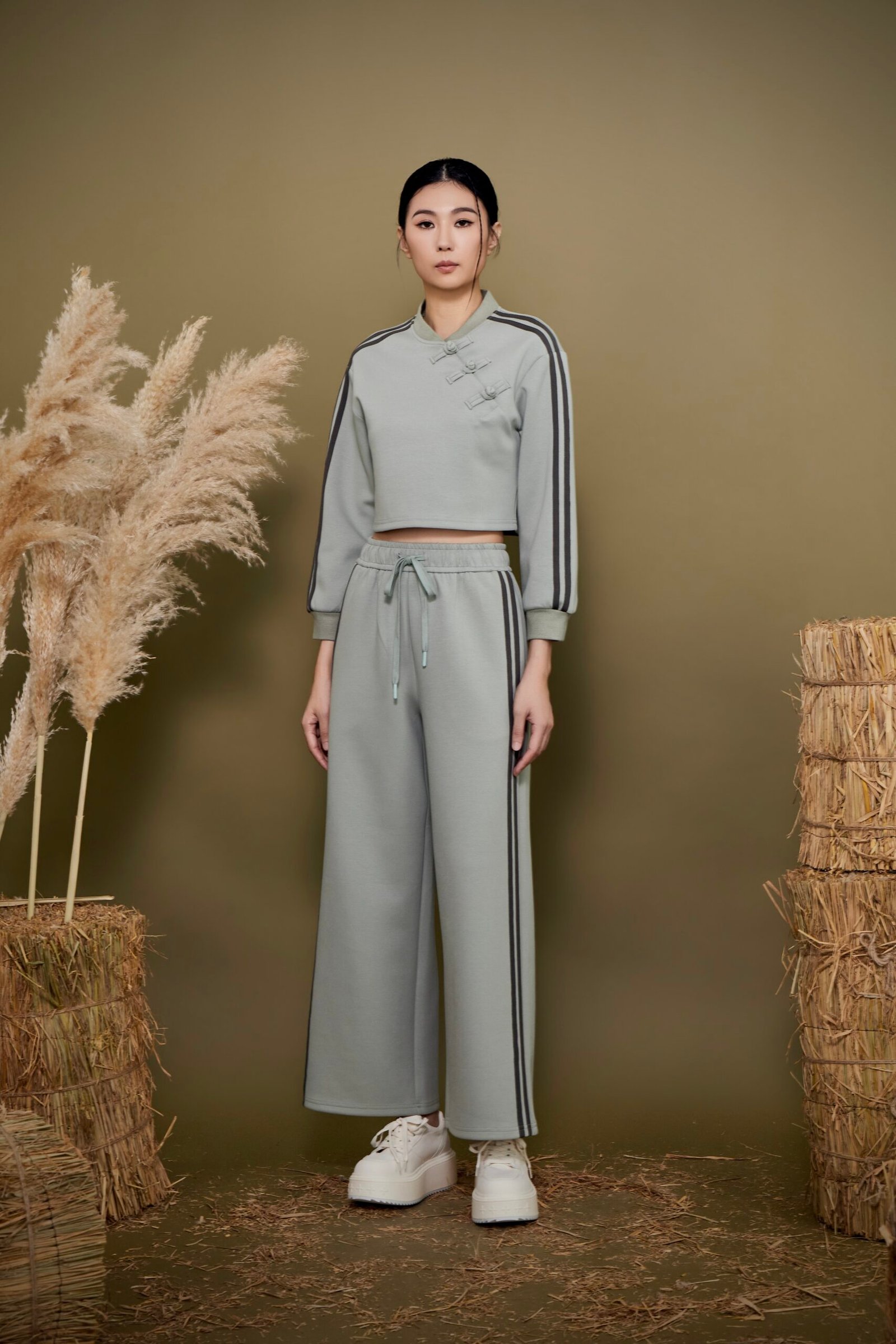 Cropped Mandarin Collar Top - Image 7