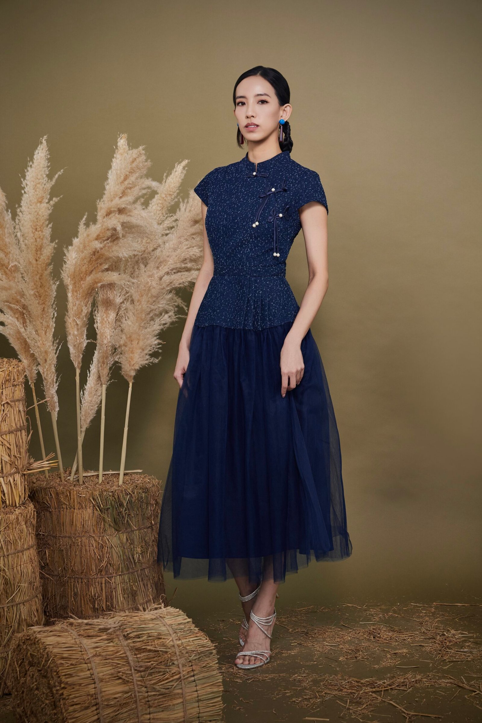 MANDARIN KNOT MIDI DRESS - Image 7
