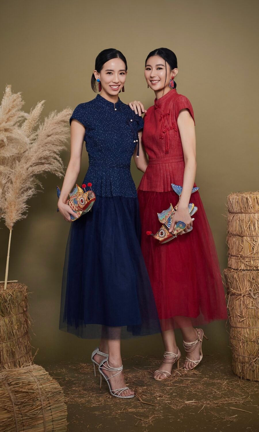 MANDARIN KNOT MIDI DRESS